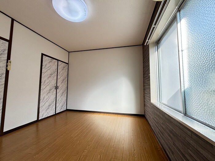 物件内観写真8　(居室)