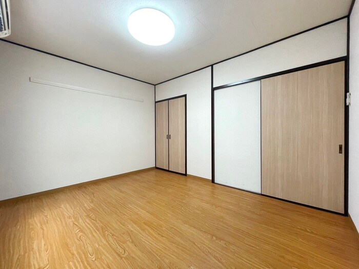 物件内観写真12　(居室)