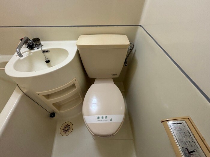 物件内観写真13　(トイレ)