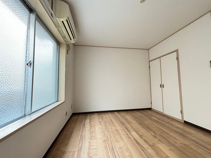 物件内観写真15　(居室)