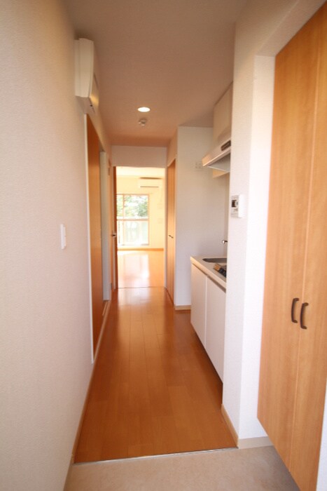 物件内観写真17　(玄関)