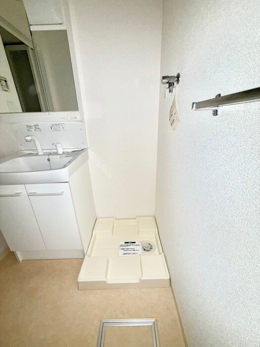 物件内観写真21　(洗濯機置場)