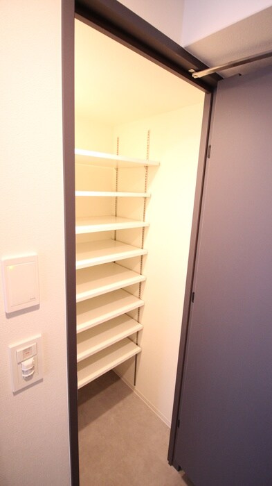 物件内観写真7　(靴箱)