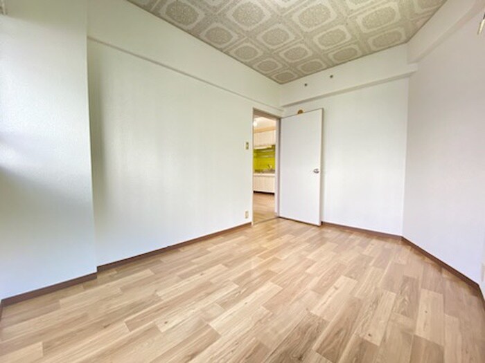 物件内観写真16　(居室)