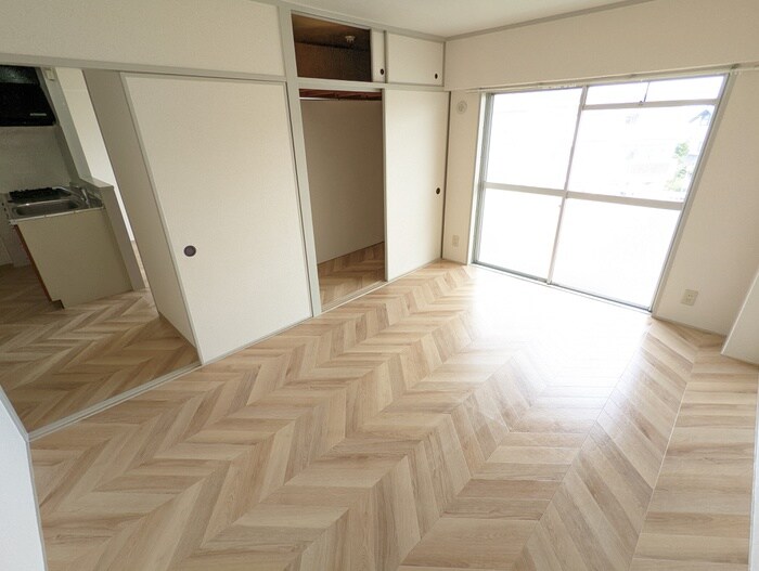 物件内観写真12　(居室)