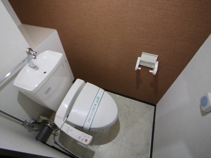 物件内観写真9　(トイレ)