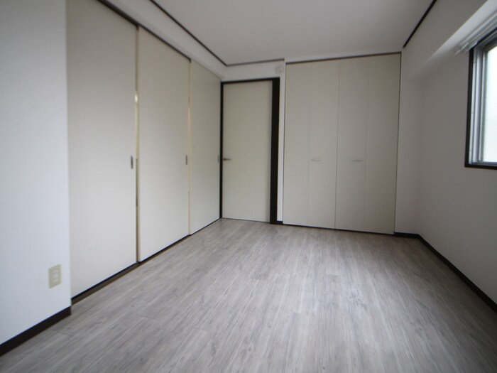 物件内観写真13　(居室)