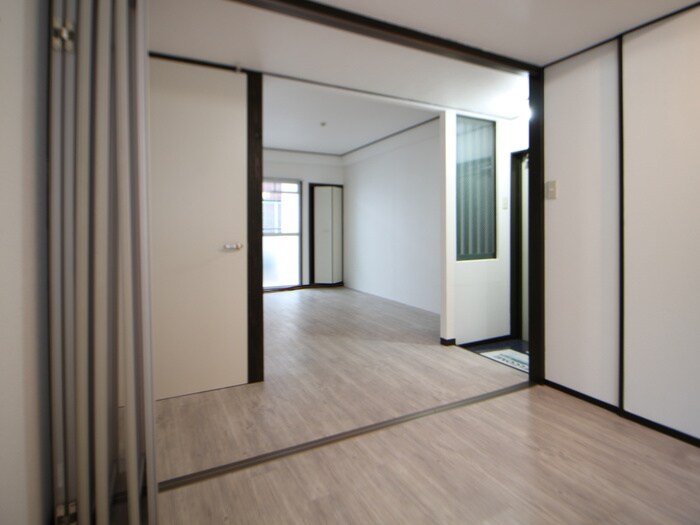 物件内観写真21　(居室)