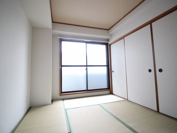 物件内観写真11　(居室)