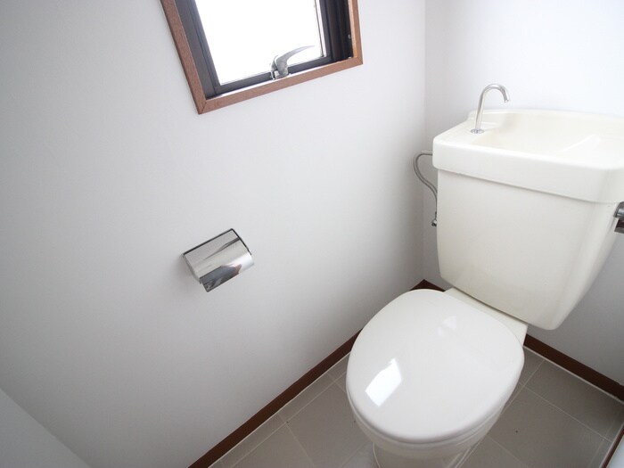 物件内観写真15　(トイレ)
