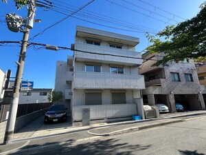 COLN KURAKUEN WEST外観写真