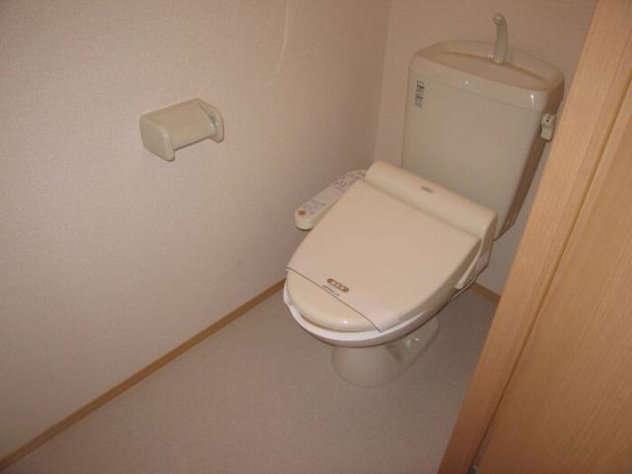 物件内観写真10　(トイレ)