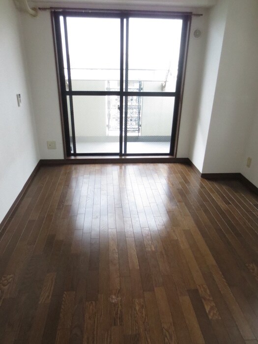 物件内観写真10　(居室)