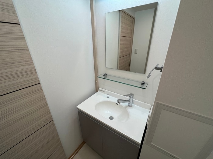 物件内観写真9　(洗面)