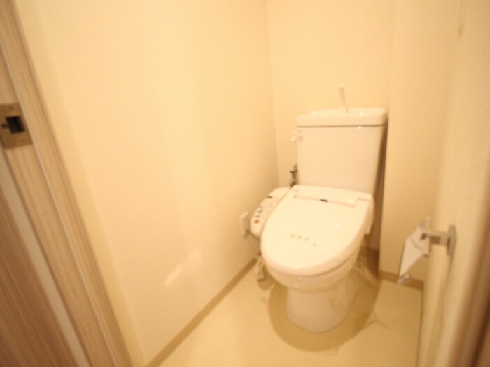 物件内観写真11　(トイレ)