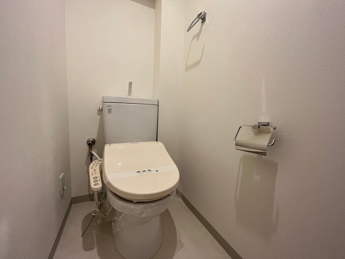 物件内観写真11　(トイレ)