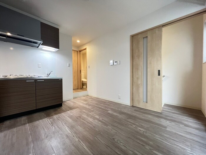 物件内観写真8　(居室)