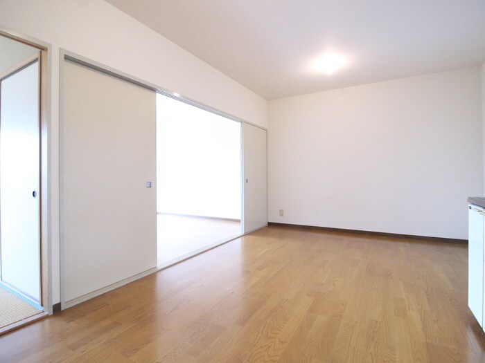 物件内観写真7　(居室)