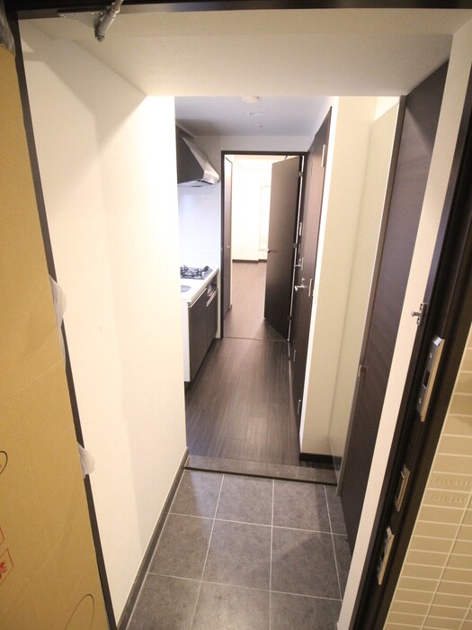 物件内観写真7　(玄関)