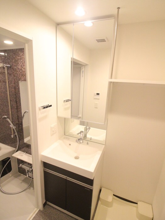 物件内観写真14　(洗面)