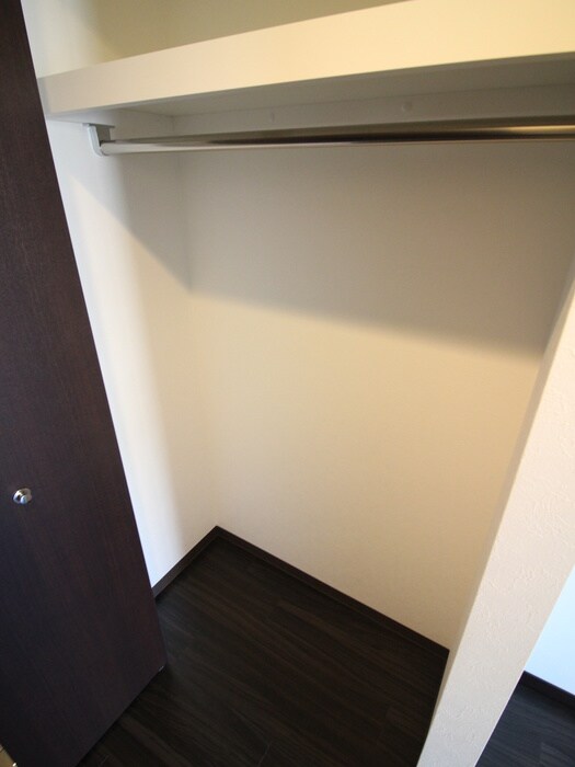 物件内観写真18　(収納)