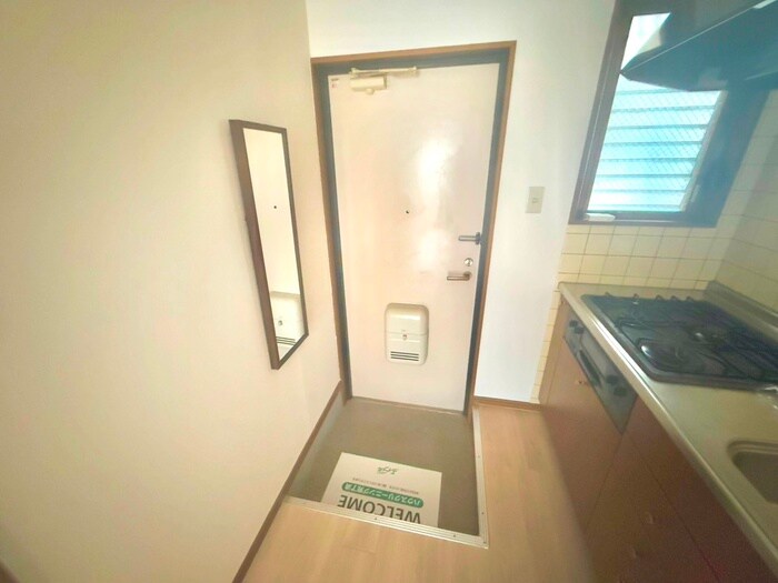 物件内観写真21　(玄関)