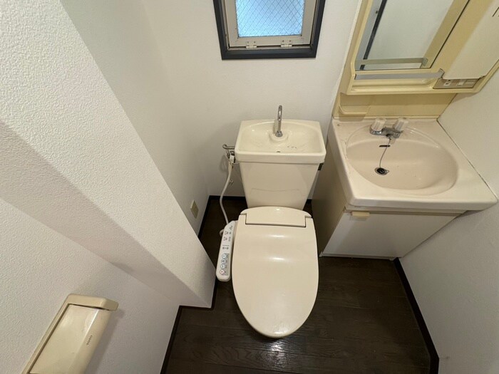 物件内観写真11　(トイレ)