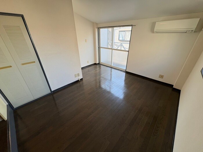 物件内観写真15　(居室)