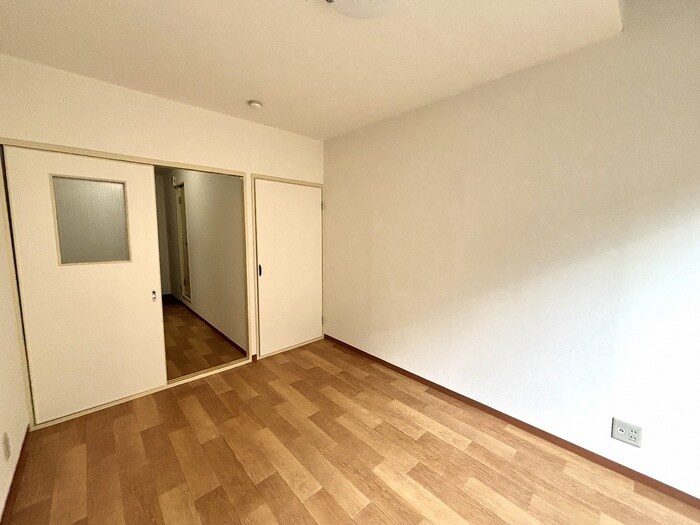 物件内観写真14　(居室)