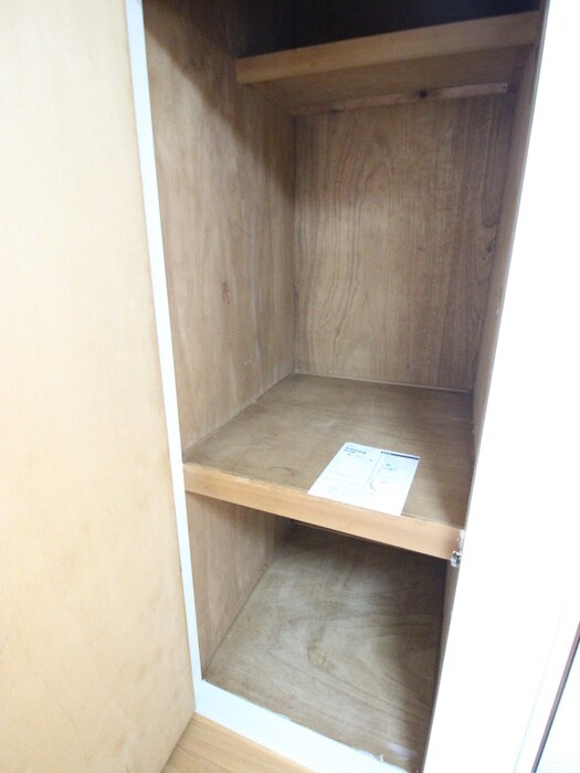 物件内観写真15　(収納)