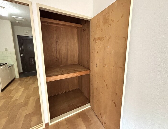 物件内観写真16　(収納)
