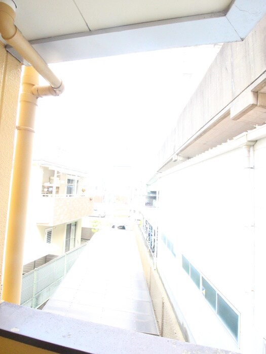 物件内観写真19　(室内からの展望)