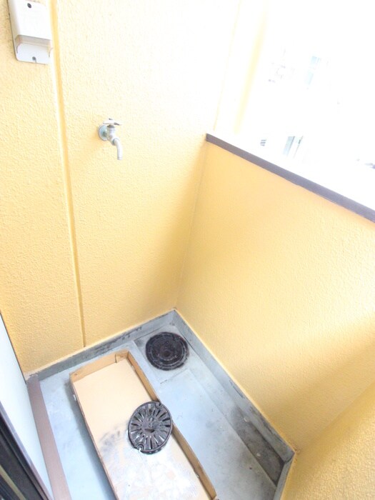 物件内観写真20　(洗濯機置場)