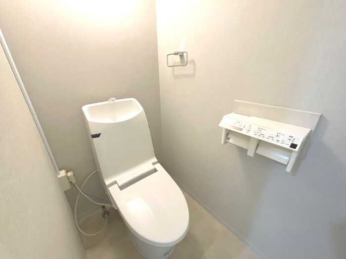 物件内観写真10　(トイレ)