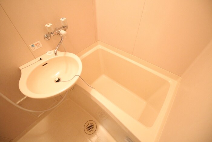 物件内観写真13　(バス／シャワールーム等)