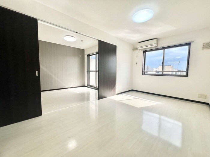 物件内観写真8　(居室)