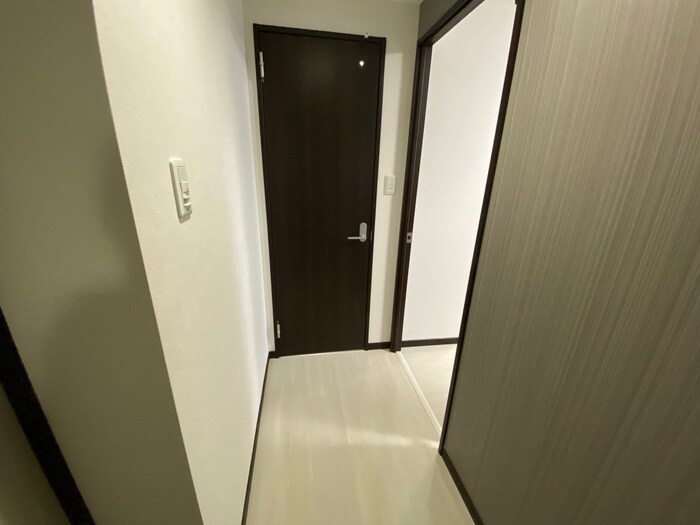 物件内観写真15　(廊下)