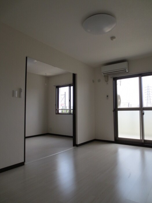 物件内観写真18　(居室)