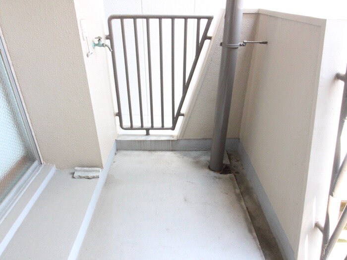 物件内観写真20　(洗濯機置場)