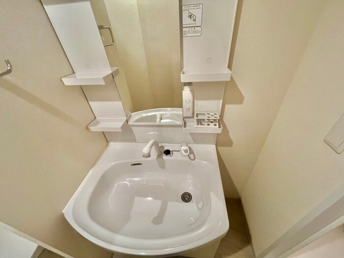 物件内観写真10　(洗面)