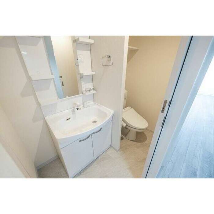 物件内観写真11　(洗面)