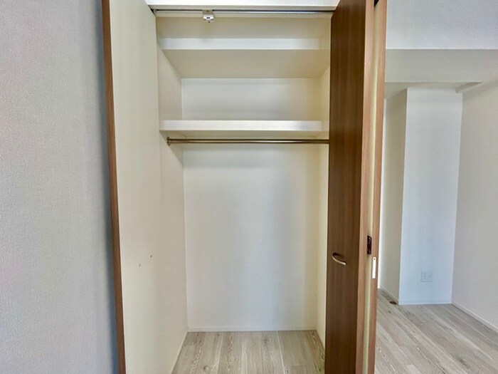 物件内観写真18　(収納)