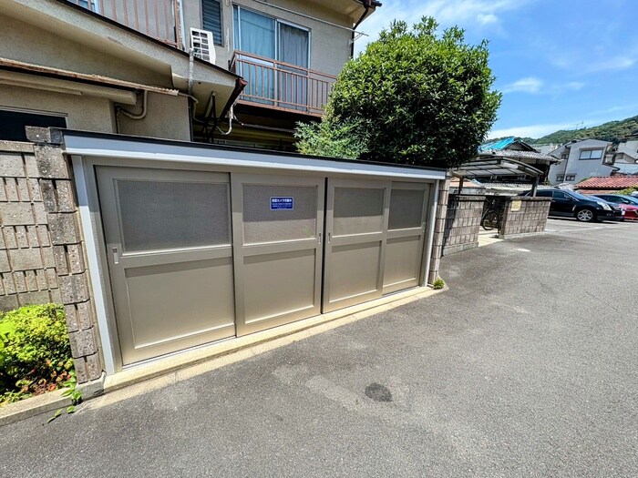 物件外観写真4　(建物設備)