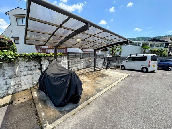 バイク置き場