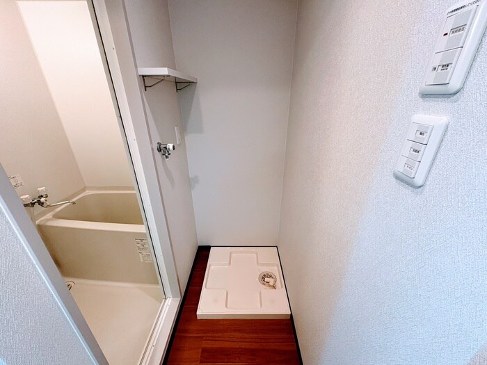 物件内観写真19　(洗濯機置場)