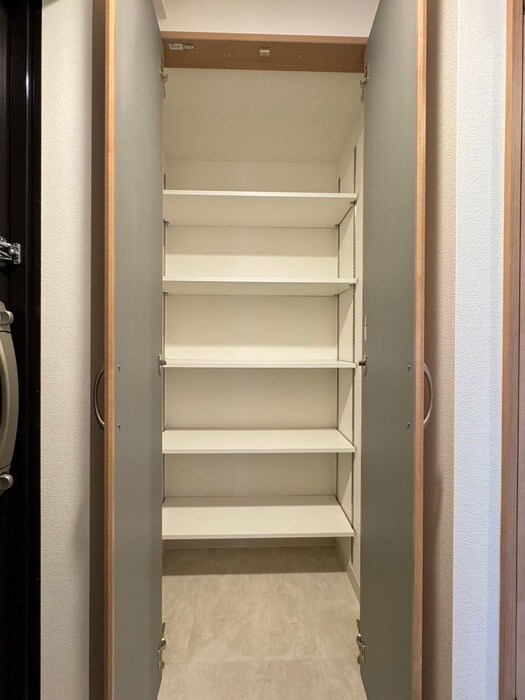 物件内観写真13　(靴箱)