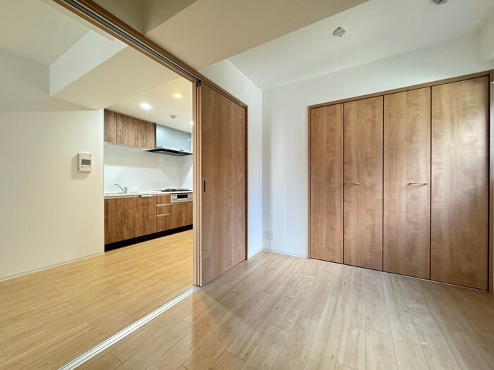 物件内観写真16　(居室)