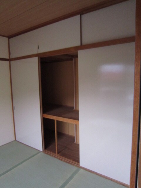 物件内観写真11　(収納)