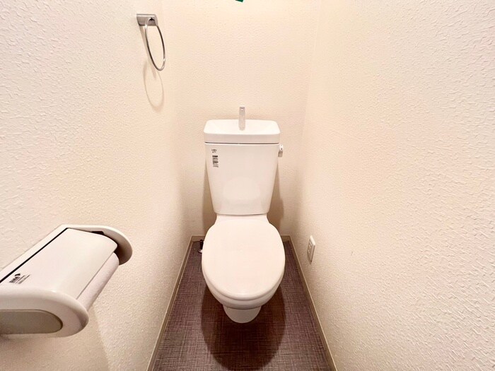 物件内観写真16　(トイレ)