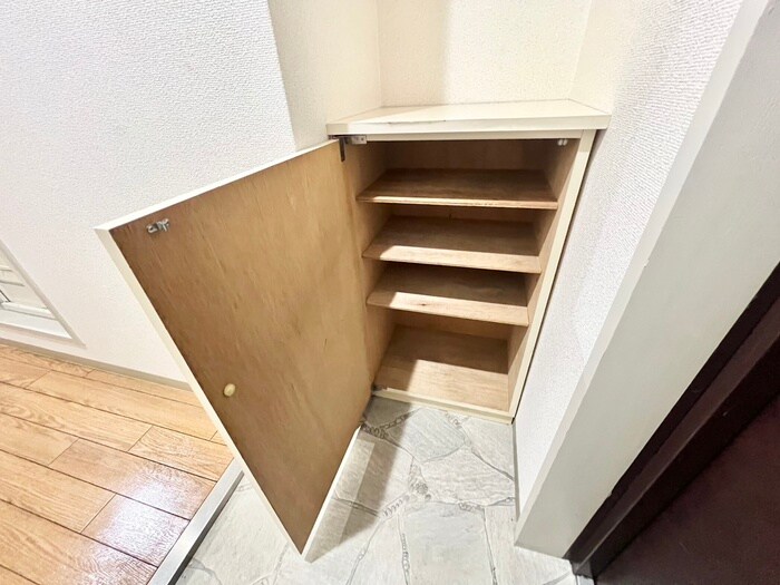 物件内観写真20　(靴箱)